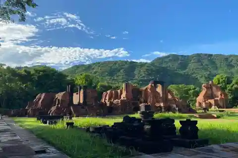 Desde Hoi An: Excursión a My Son al Amanecer con Desayuno