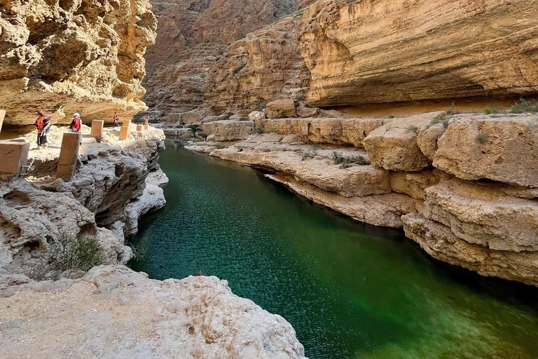 Muscat: Wadi Shab, Fins Beach & Bimmah Sinkhole 4x4 Tour Shared 4x4 Tour