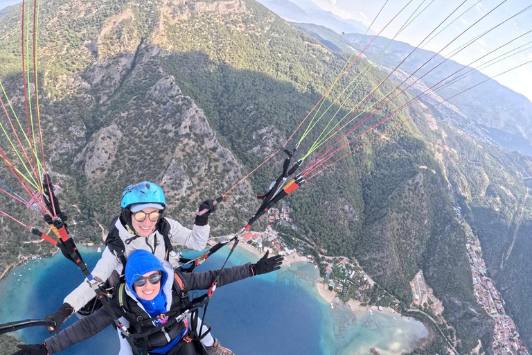 Tandem Paragliding in Fethiye, Oludeniz | Female Pilot