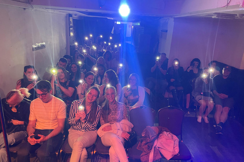 Dublin: Clube de Comédia Temple Bar In Stitches Comedy