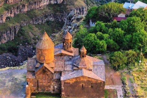 Escursione privata di un giorno a Saghmosavank-Monumento dell&#039;alfabeto e Yerevan