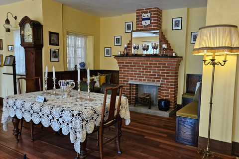 Sangre, Lágrimas e Independencia: Recorrido por la Oscura Historia Colonial de CoreaTour a pie en grupo, encuentro en la salida 5 de la estación de Dongnimmun 9:30 h