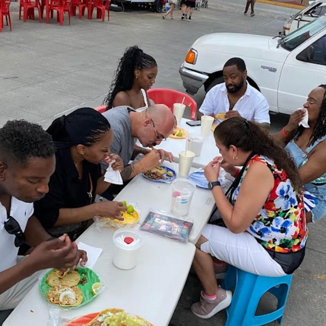 Colagem de mídia