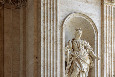 Rome: St. Peter’s Basilica & Underground Tombs Tour Group Tour in French