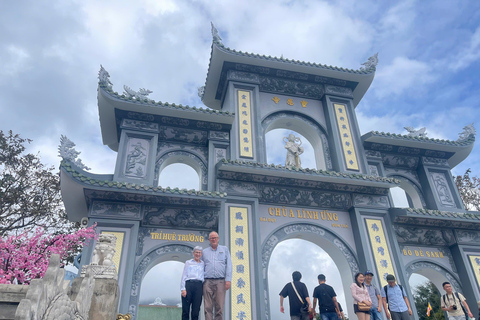 Avventura nella città di Da Nang: Cultura Storia Massaggio Tour privatoTour privato della città e del massaggio cieco in moto