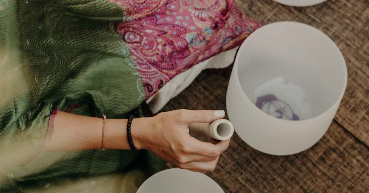 Experience Reiki and sound healing with crystal bowls in Tulum ...