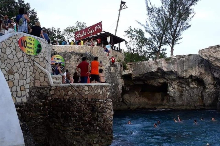 Da Montego Bay: Spiaggia delle 7 miglia e salto dalla scogliera del Rick&#039;s Cafe