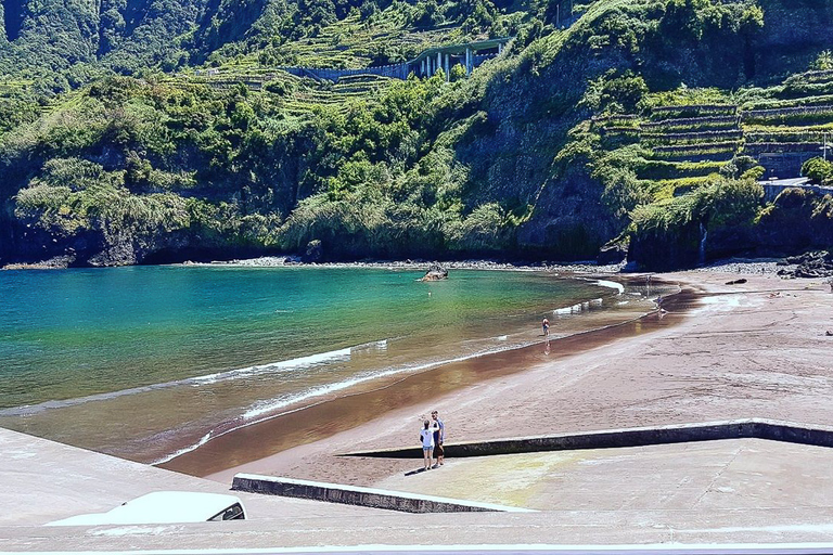 Funchal: jeeptour door bergen, watervallen en natuurlijke zwembaden