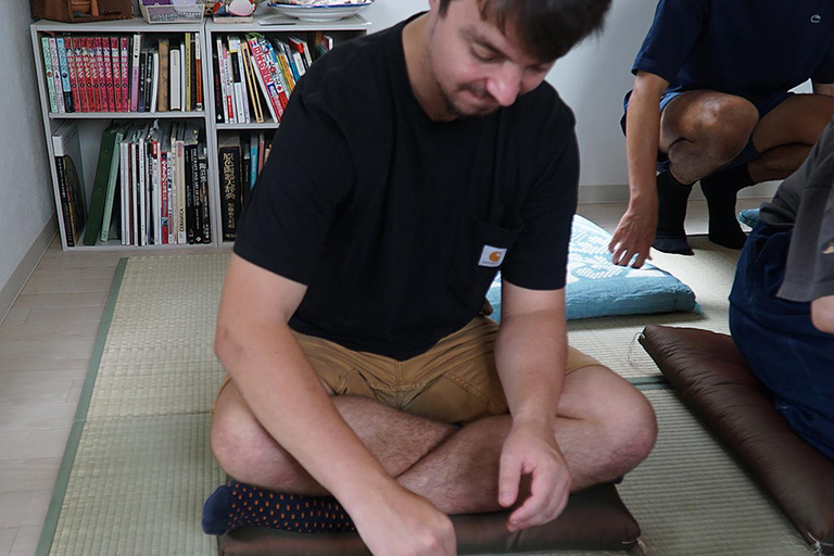 Osaka: Tea Ceremony and Matcha Tea Bowl Making Workshop