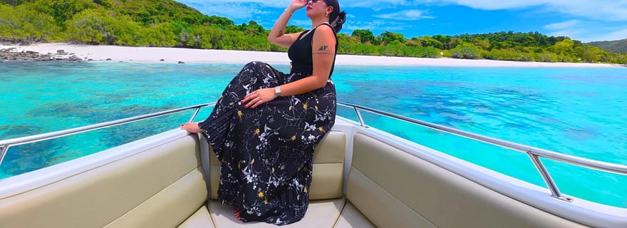 Pattaya : excursion privée en hors-bord à l'île Nemo avec plongée avec tuba et barbecue