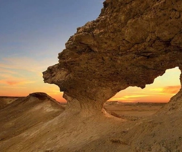 West-Katar: Führung mit Mushroom Rock und Richard Serra