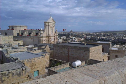 Excursão a pé por Gozo Victoria