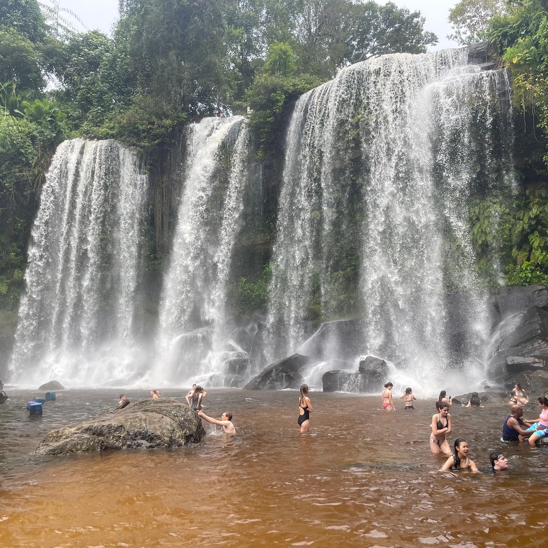 Colagem de mídia