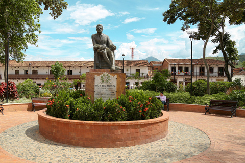 Santa Fe de Antioquia: Colonial Town, Puente de Occidente & Lunch