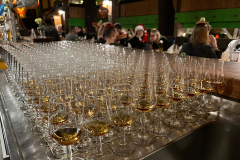 Dresden: Whisky Tasting Experience with Expert Guidance
