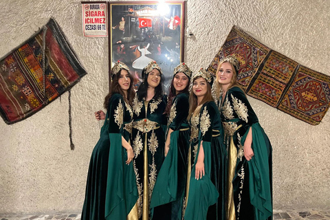 Kapadocja: Turecka noc w restauracji CaveTransfery hotelowe z Kapadocji z nielimitowanymi napojami