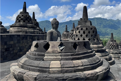 Port de Semarang : excursion de 6 heures à Borobudur (retour garanti au port)
