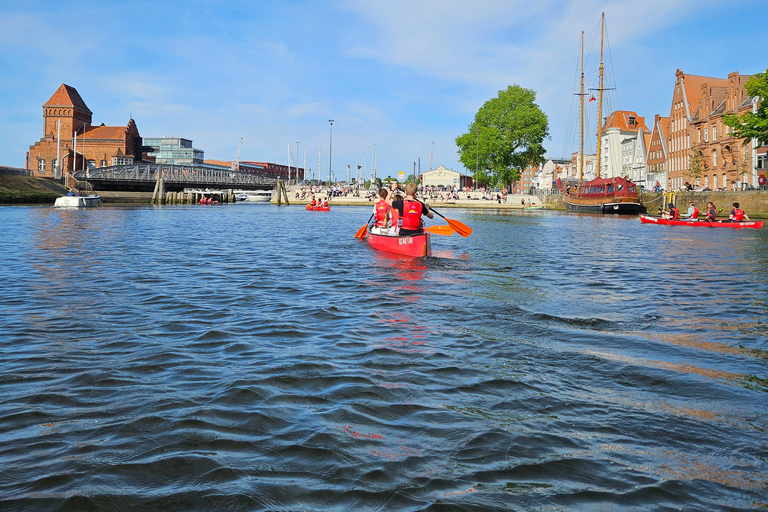Lübeck's old town: explore and circumnavigate by canoe on your own