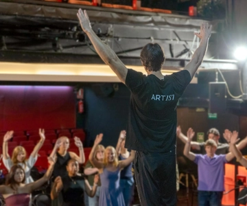 Barcelona: Flamenco Dance Class for Beginners at the Flamenco Theater