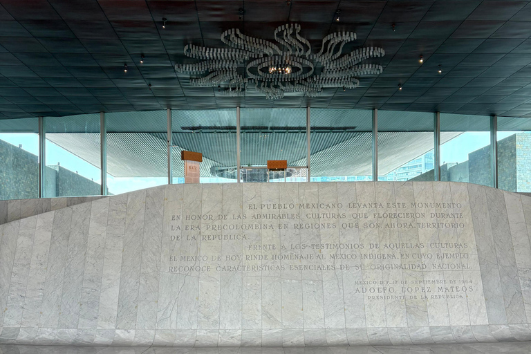 Mexico City: Chapultepec Walking Tour Museums "From Heroes to Origins"