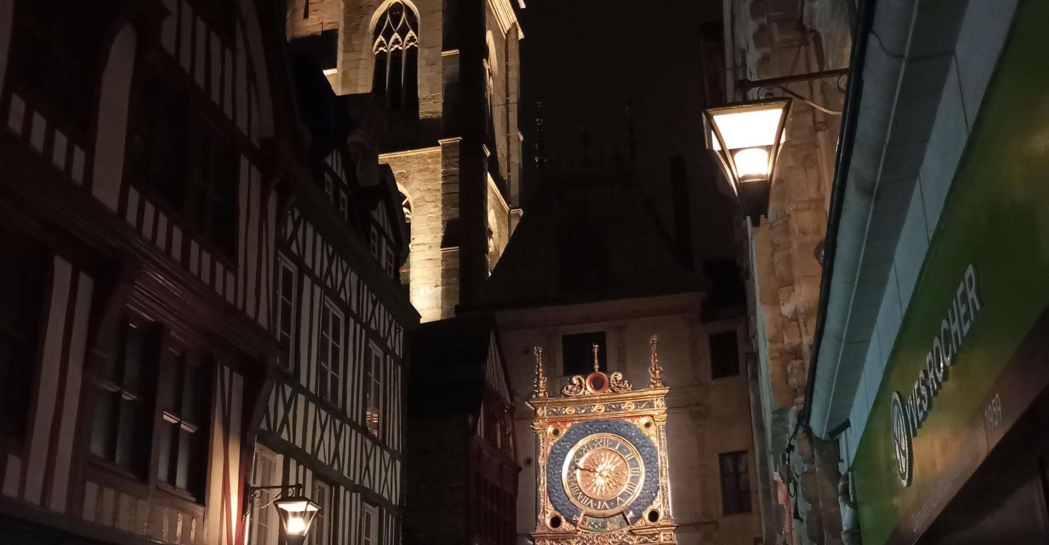 Rouen, Discover Rouen with a licenced tour guide - Housity