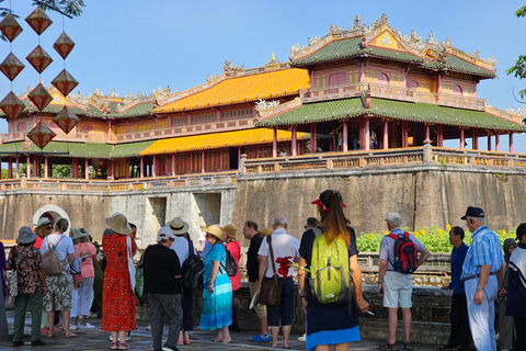 Hoi An to Hue day tour: return trip by private car