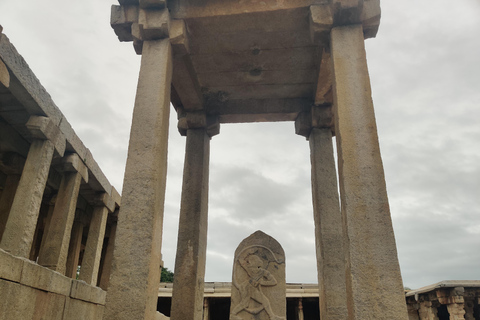 Från Bangalore: Dagsutflykt till Lepakshi-templet och Adiyogi-statyn