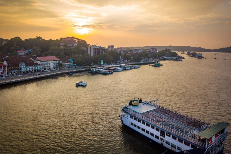 Panaji: Sunset Boat Party with Bollywood DJ and Dance Shows