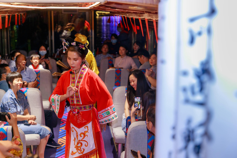 Guilin Nachttour: Vier-Seen-Kreuzfahrt auf einem Opernboot