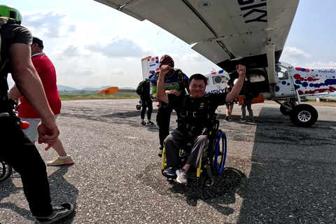 Thaïlande : Saut en parachute en tandem au-dessus de la côte estPas d&#039;enlèvement nécessaire