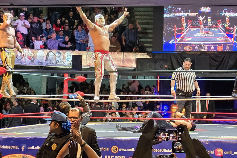 Lucha Libre Tour: with Hotel Pickup and Drop Off