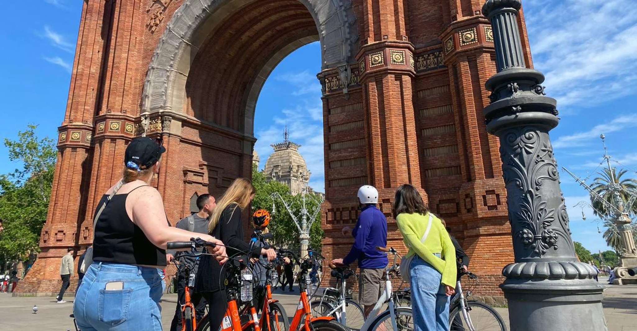 Barcelona: 2.5-Hour Bike or E-Bike Historical Tour photo 15