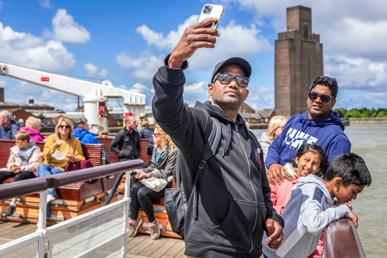 Liverpool: paseo en barco por el río Mersey