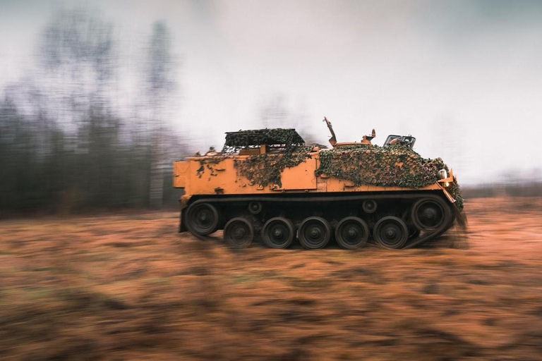 维尔纽斯：坦克驾驶体验