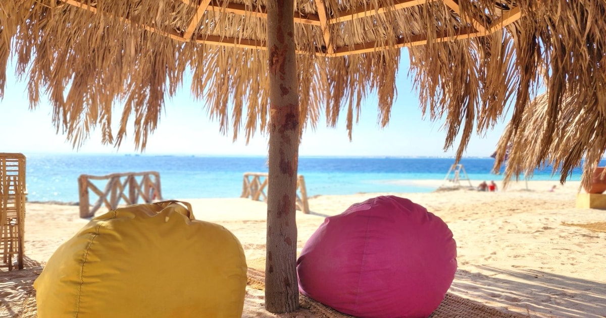 Hurghada: Magawish Island Boat Trip with Lunch & Transfers | GetYourGuide