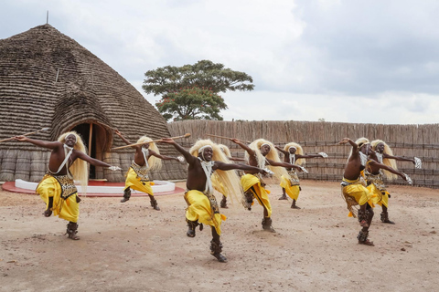 King&#039;s Palace and Ethnographic Museum Day Tour