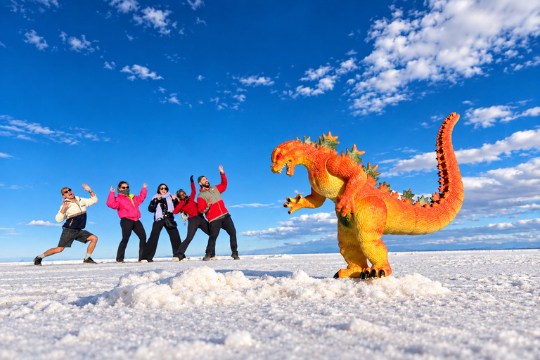 Uyuni Salt Flats & Colorful Lagoons: 3-Day Journey Uyuni Tour with Local Spanish Driver
