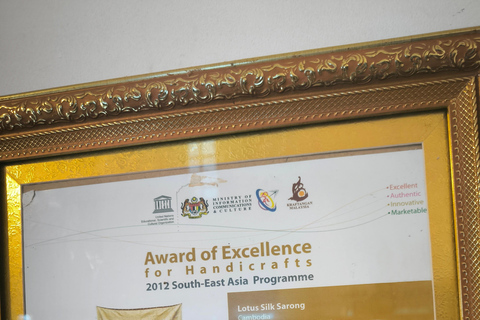 Siem Reap Lotus Silk Farm Tour with Pick Up downtown Siem Reap : Ferme de Soie de Lotus - Visite Guidée Francaise