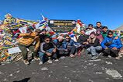 Annapurna Circuit Trek: 14-Day Guided Tour