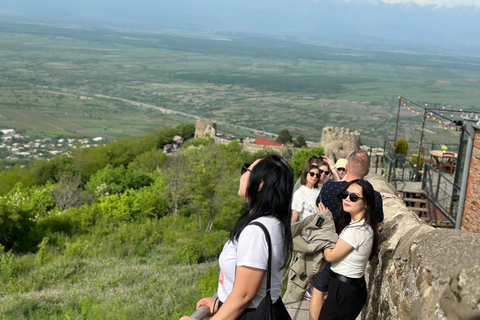 Tbilisi: Kakheti Wine Region Tour Sighnaghi, Bodbe & Alazani Guided Tour with Wine Tastings