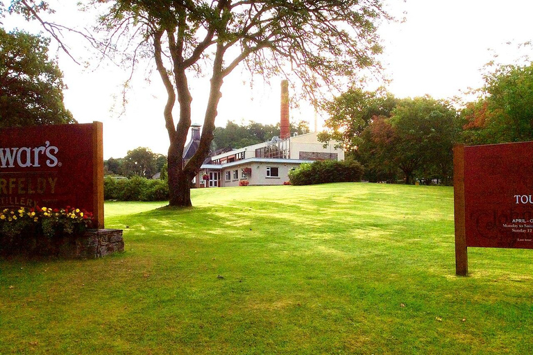 From Edinburgh: Private Whisky Tour with 3 Distilleries