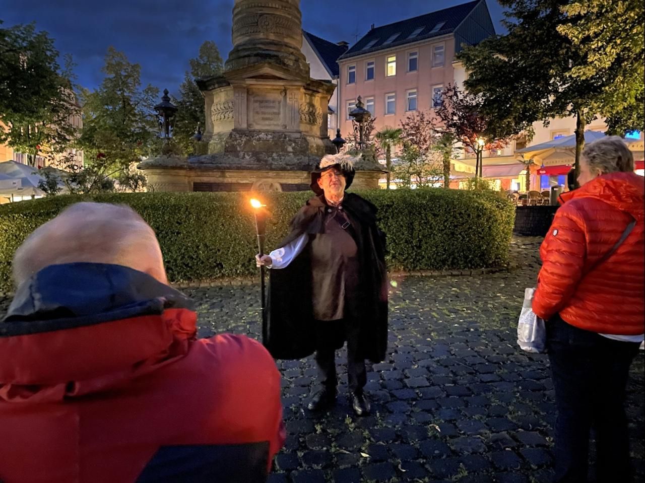 Nachtwächterführung mit Fackel durch Siegburg