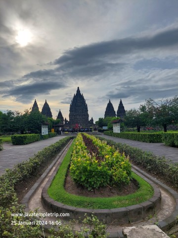 Visit Yogyakarta Private Classic Day Tour Yogyakarta & Prambanan in Magelang, Indonesia