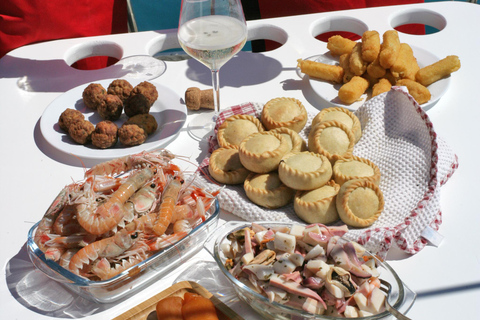 TAVOLARA TOUR WITH 15 METERS VINTAGE SAILBOAT WITH APERITIF