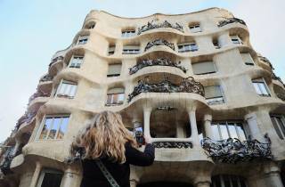 Barcelona: La Pedrera Führung mit Casa Batllo Option