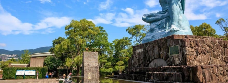 Visite d'une jounée à Nagasaki avec guide agréé et véhicule