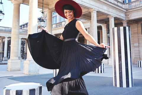 Paris: Professional Photoshoot with Edited Photos