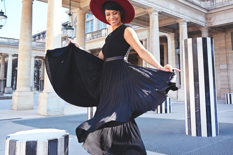 Paris: Professional Photoshoot with Edited Photos