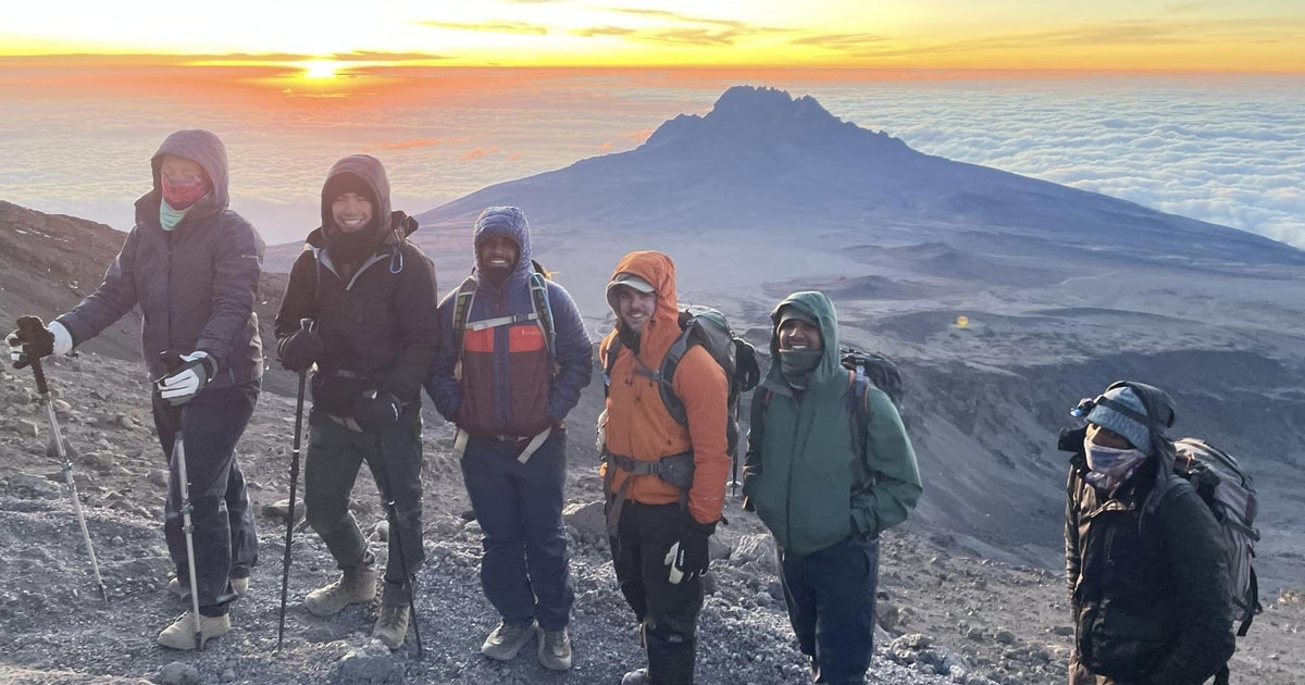 Ascension Du Kilimandjaro Par La Voie Marangu Jours Getyourguide