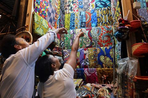Kigali: Kimironko Market Tour and Sewing Workshop KIMONO MAKING